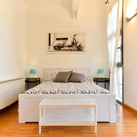 Libetta 8pax Apartman Róma
