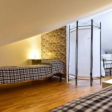 Libetta 8pax Róma